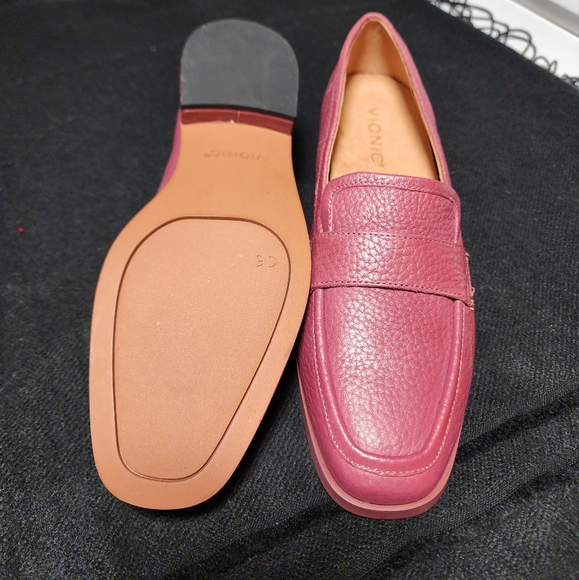 *NEW*Vionic sellah square toe loafer in sharaz - Picture 3 of 4